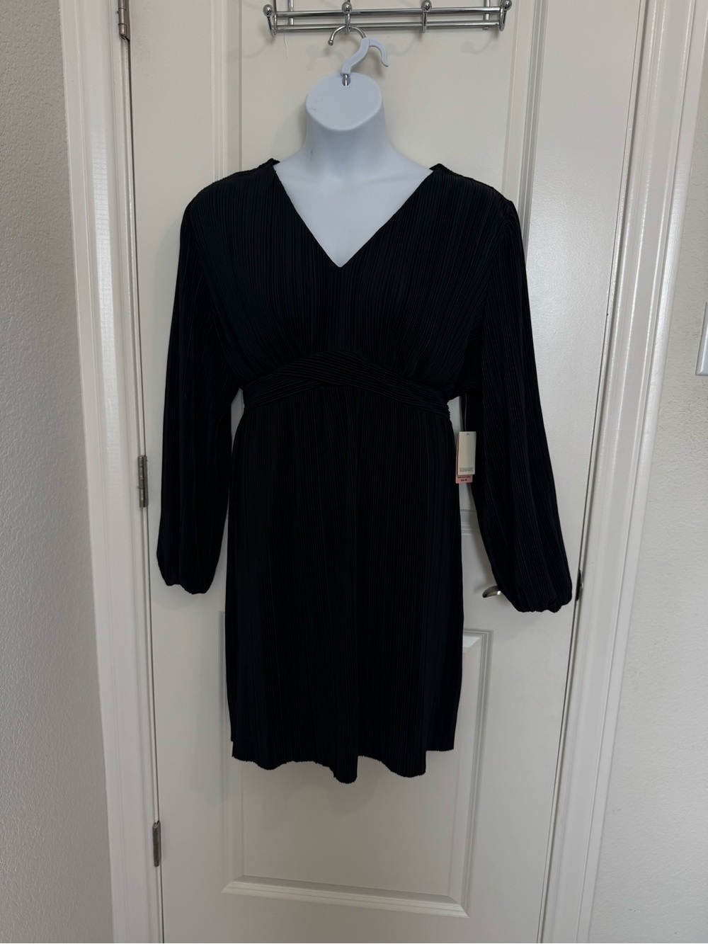 Destination Maternity Black V-Neck Pleated Long Sleeve Maternity Dress